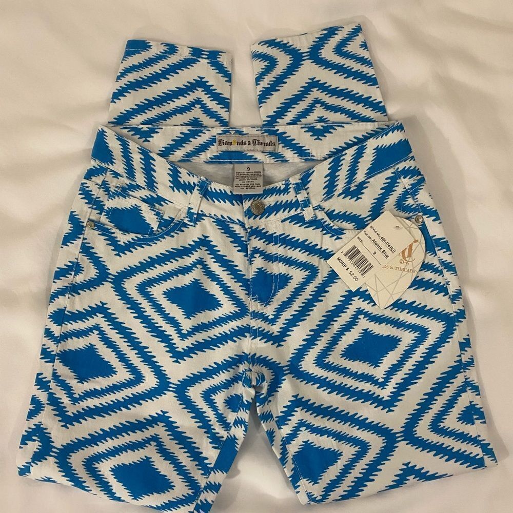 NWT Diamonds & Threads Skinny Jeans